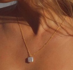 Salty Tracks - Luanna Square Pearl Necklace